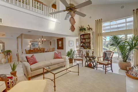 19592 Bay View Rd, Boca Raton, FL 33434