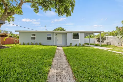 4611 NE 15th Ave, Pompano Beach, FL 33064
