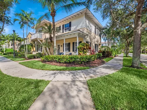 137 Inkberry Dr, Jupiter, FL 33458