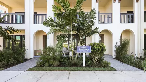 5353 Sagan Ln, Palm Beach Gardens, FL 33418