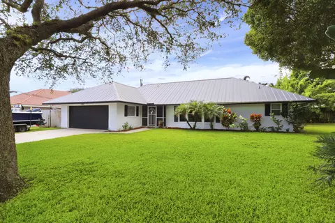 6 SE Turtle Creek Dr, Tequesta, FL 33469