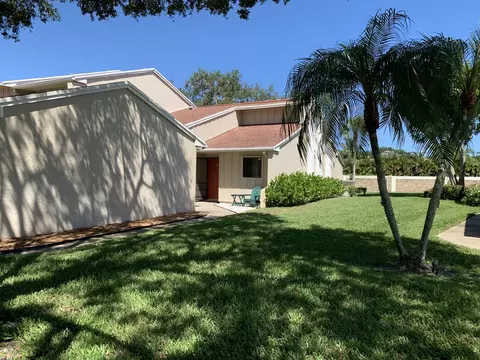 1669 SW Crossing Cir, Palm City, FL 34990