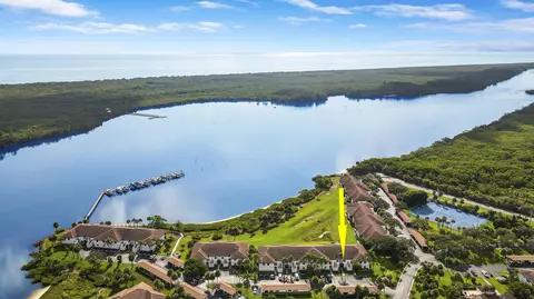 6102 SE Landing Way #15, Stuart, FL 34997