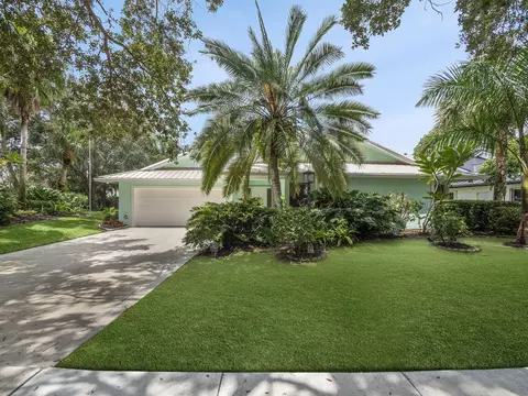 18953 Still Lake Dr, Jupiter, FL 33458