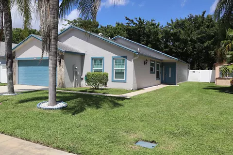 9075 Chatsworth Cascades, Boca Raton, FL 33434