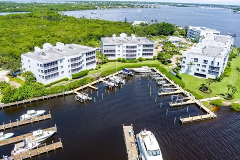 1160 SW Chapman Way #206, Palm City, FL 34990