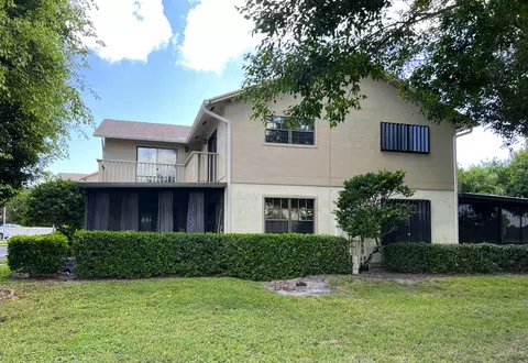 7466 SE Jamestown Ter, Hobe Sound, FL 33455