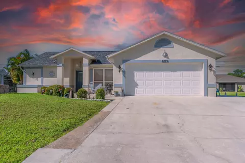 1013 SW Barbarosa Ave, Port Saint Lucie, FL 34953