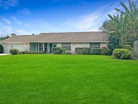 5408 Eagle Dr, Fort Pierce, FL 34951