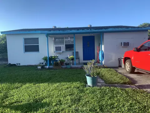 4068 Fern St, Lake Worth, FL 33461