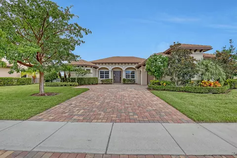 116 Steeple Cir, Jupiter, FL 33458