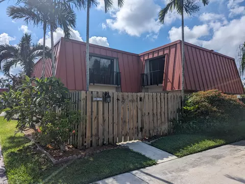 3211 E Gardens Dr E #C, Palm Beach Gardens, FL 33410