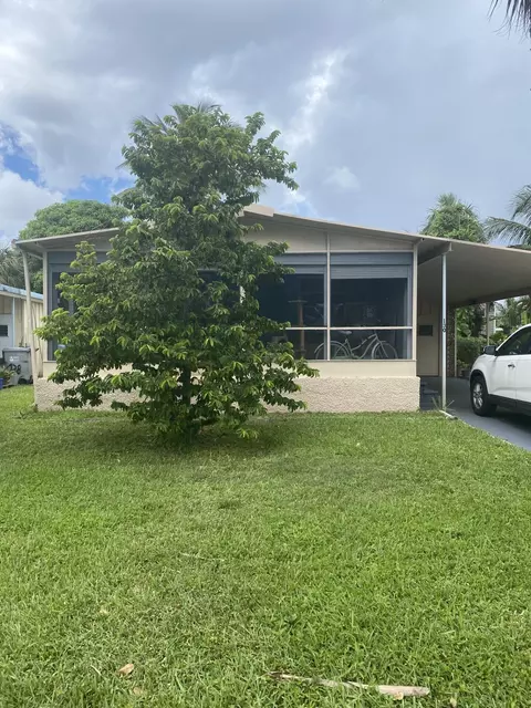 130 Havenwood Dr, Pompano Beach, FL 33064