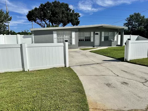 8414 Ironwood Ave, Tampa, FL 33619