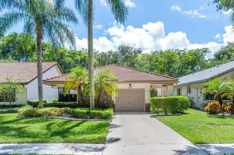 4752 Boxwood Cir, Boynton Beach, FL 33436