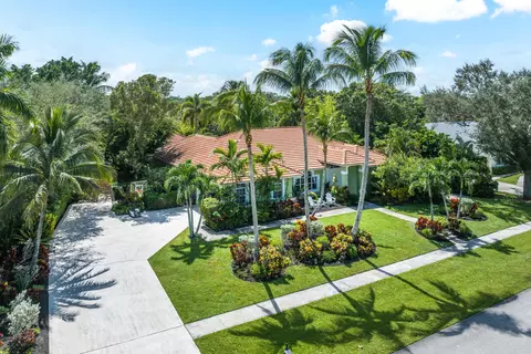 15590 Rolling Meadows Cir, Wellington, FL 33414