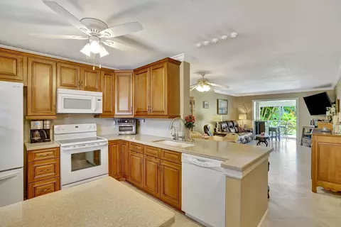 2620 NE 1st Ct #104, Boynton Beach, FL 33435