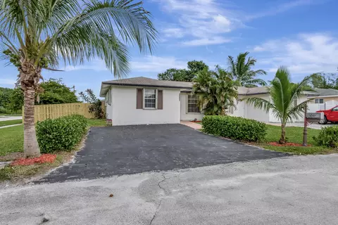5292 Cannon Way, West Palm Beach, FL 33415