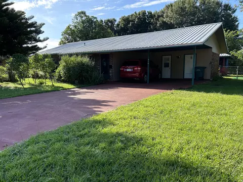 528 El Paso Ave, Clewiston, FL 33440
