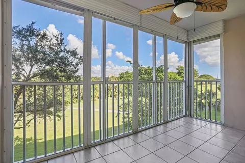 2661 S Course Dr #407, Pompano Beach, FL 33069