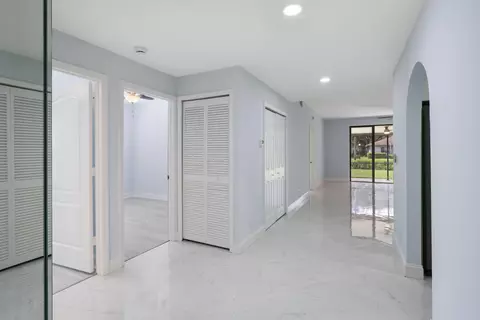 8646 Via Reale #3, Boca Raton, FL 33496