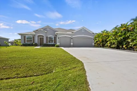 382 SW Buswell Ave, Port Saint Lucie, FL 34983