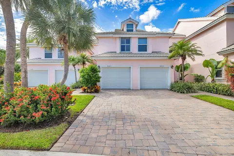 2403 Fairway Dr N, Jupiter, FL 33477