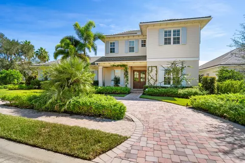 221 Palm Island Lane Ln, Indian River Shores, FL 32963