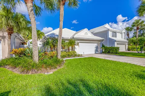 60 Windsor Ln, Palm Beach Gardens, FL 33418