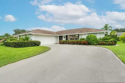 11942 Hemlock St, Palm Beach Gardens, FL 33410