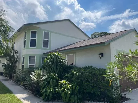 5472 Berry Blossom Way E, West Palm Beach, FL 33415