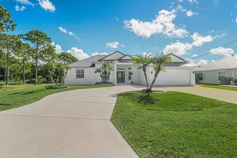 6443 NW Hope Ct, Port Saint Lucie, FL 34986