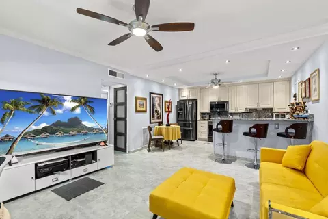 400 S Cypress Rd #430, Pompano Beach, FL 33060