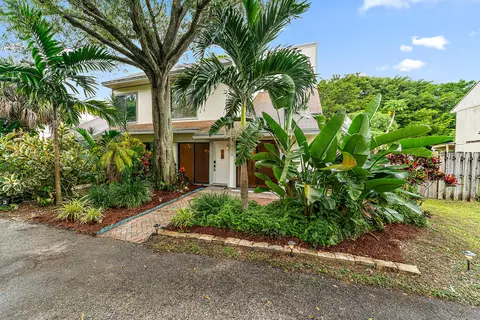 9228 Green Meadows Way, Palm Beach Gardens, FL 33418