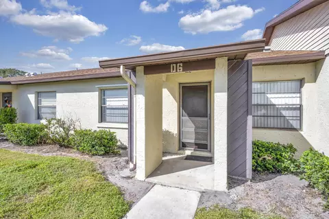 6010 Indrio Rd #D-6, Fort Pierce, FL 34951
