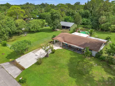 770 Fergusson Ln, West Palm Beach, FL 33415