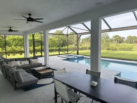 3213 SE Morningside Blvd, Port Saint Lucie, FL 34952