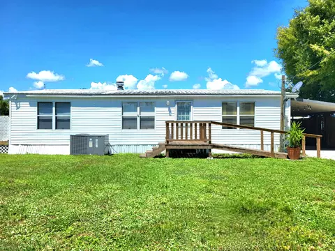 1026 22 Cir #BHR, Okeechobee, FL 34974