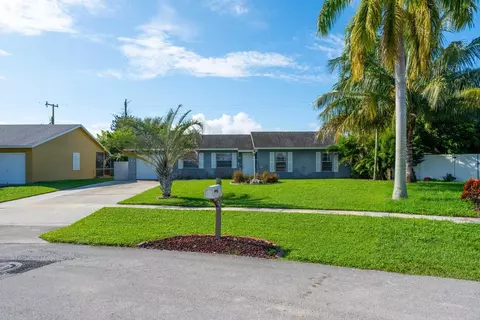 781 Lilac Dr, Royal Palm Beach, FL 33411
