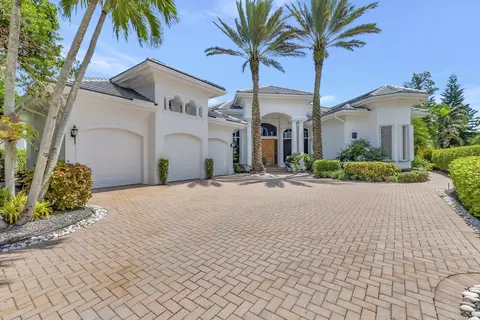 6582 Landings Ct, Boca Raton, FL 33496