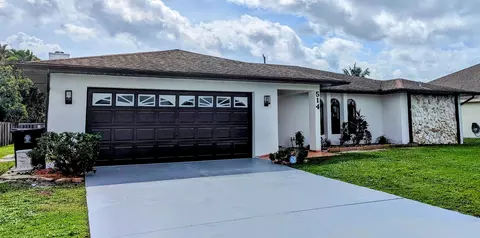 514 SW Bailey Ter, Port Saint Lucie, FL 34953