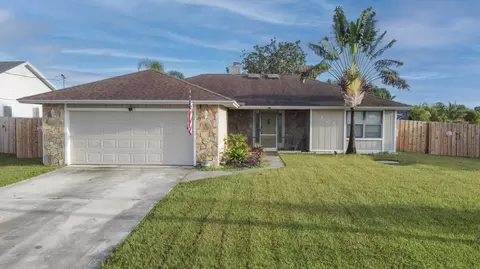 125 SW Whitmore Dr, Port Saint Lucie, FL 34984