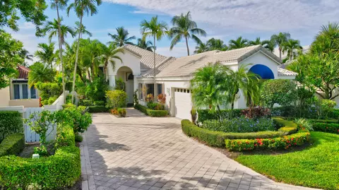 3564 NW Clubside Cir, Boca Raton, FL 33496