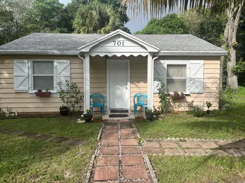 701 S 17th St S, Fort Pierce, FL 34950