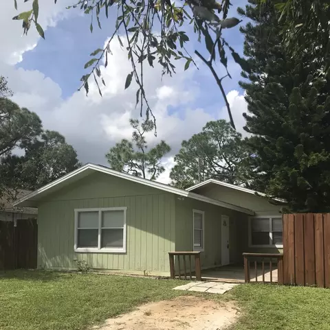 2545 87th Ave, Vero Beach, FL 32966