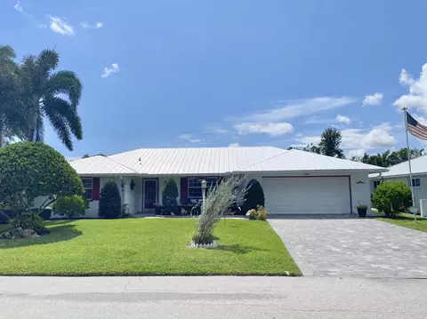 9532 SE Little Club Way S, Tequesta, FL 33469