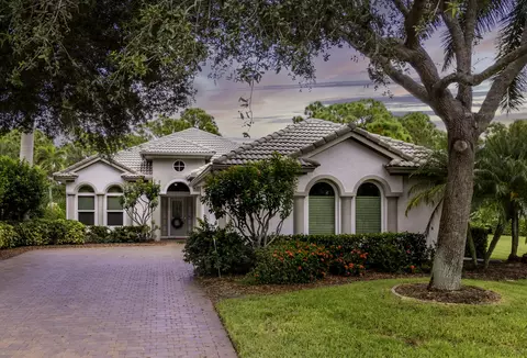 4579 NW Indian Oak Ct, Jensen Beach, FL 34957