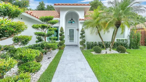 7610 NW 47th Ave, Coconut Creek, FL 33073