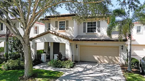 725 Duchess Ct, Palm Beach Gardens, FL 33410