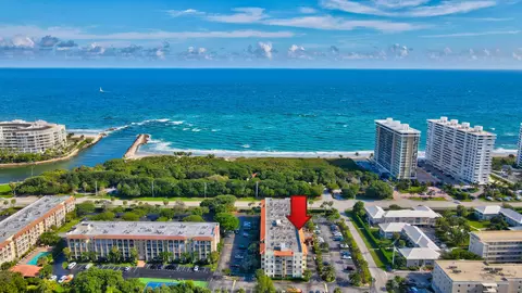 951 De Soto Rd #330, Boca Raton, FL 33432